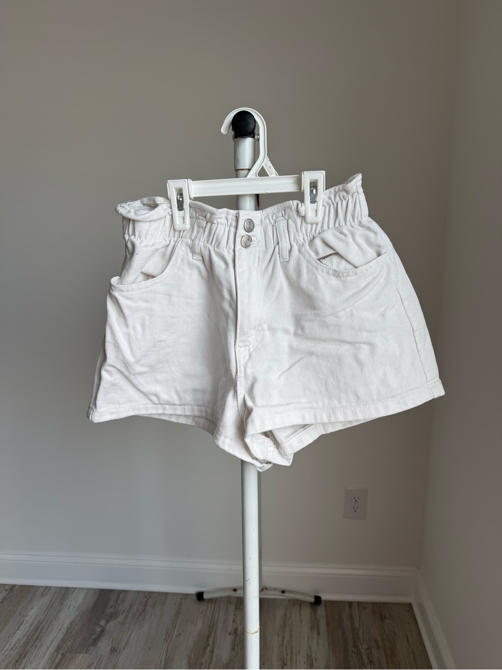 Forever 21 White High-Waist Paperbag Shorts